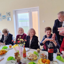 Niedzielne spotkanie w świetlicy. Panie świętowały Dzień Kobiet