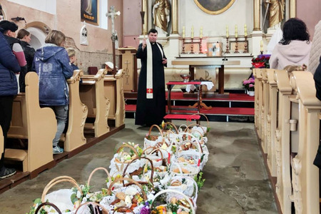 fot Parafia Rzymskokatolicka świętego Macieja Apostoła w Orlu